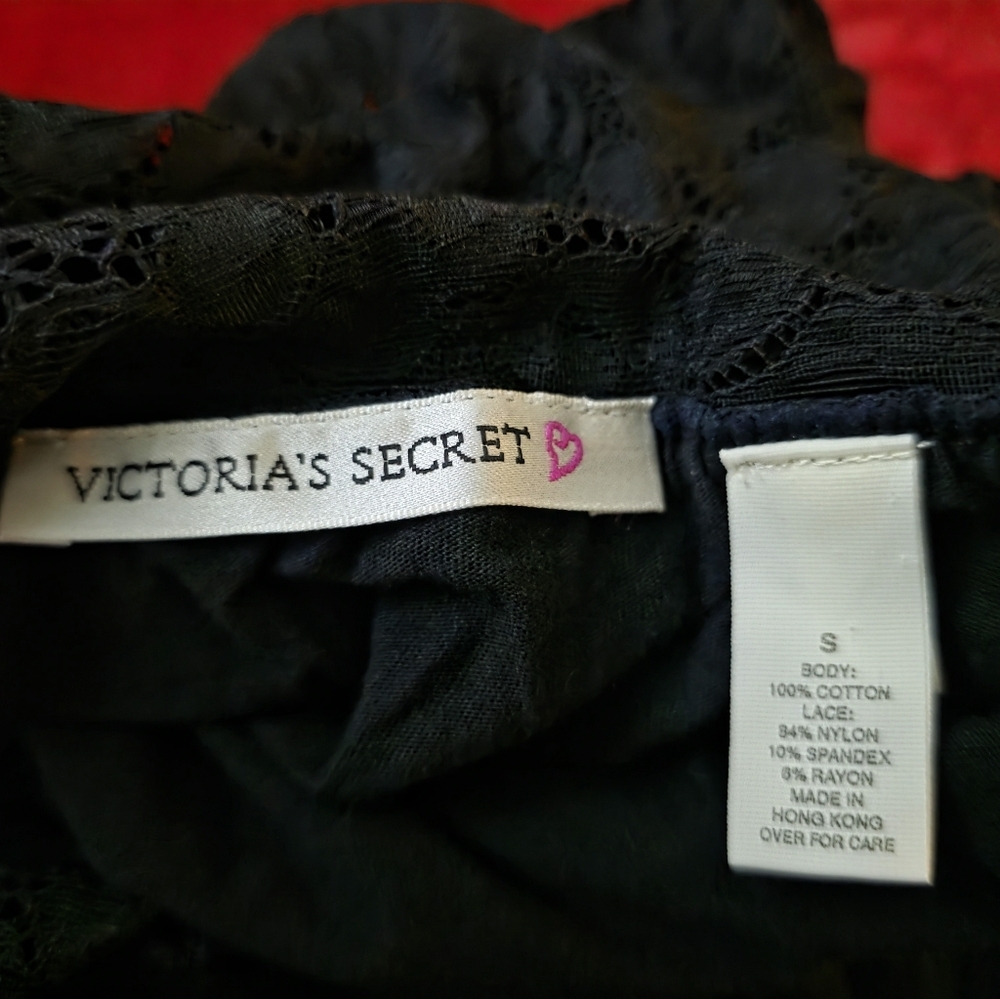 RARE Vintage Victoria's Secret Black Lace Slip Dress - Whimsigoth Coquette - Picture 4 of 4